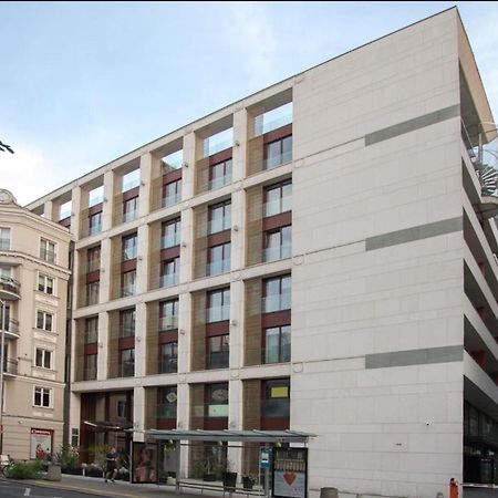 Piekna Apartment Варшава Екстериор снимка